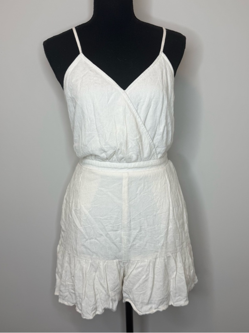 American Eagle Women's Beige Shorts Romper Jumper